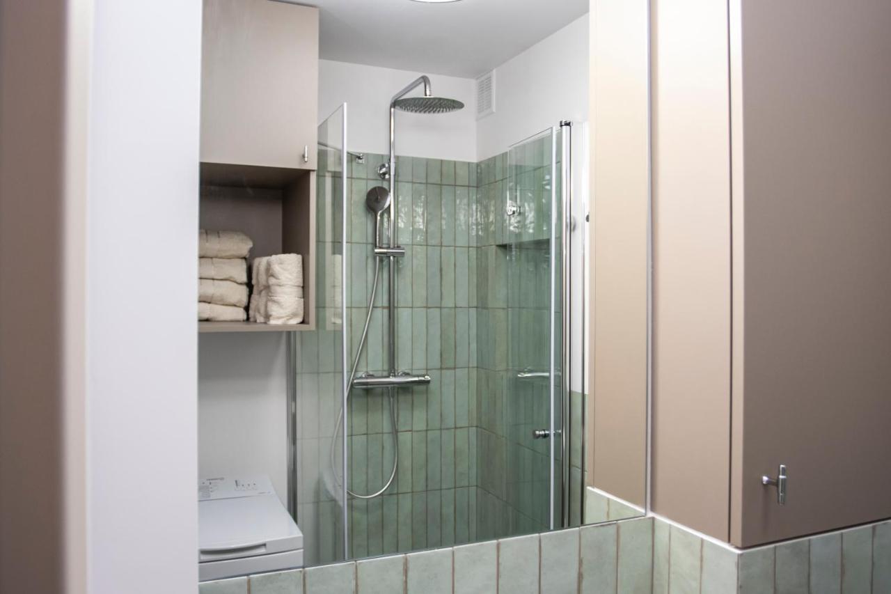 Apartament Przy Metrze Wierzbno Z Nuta Vintage Varsóvia Exterior foto
